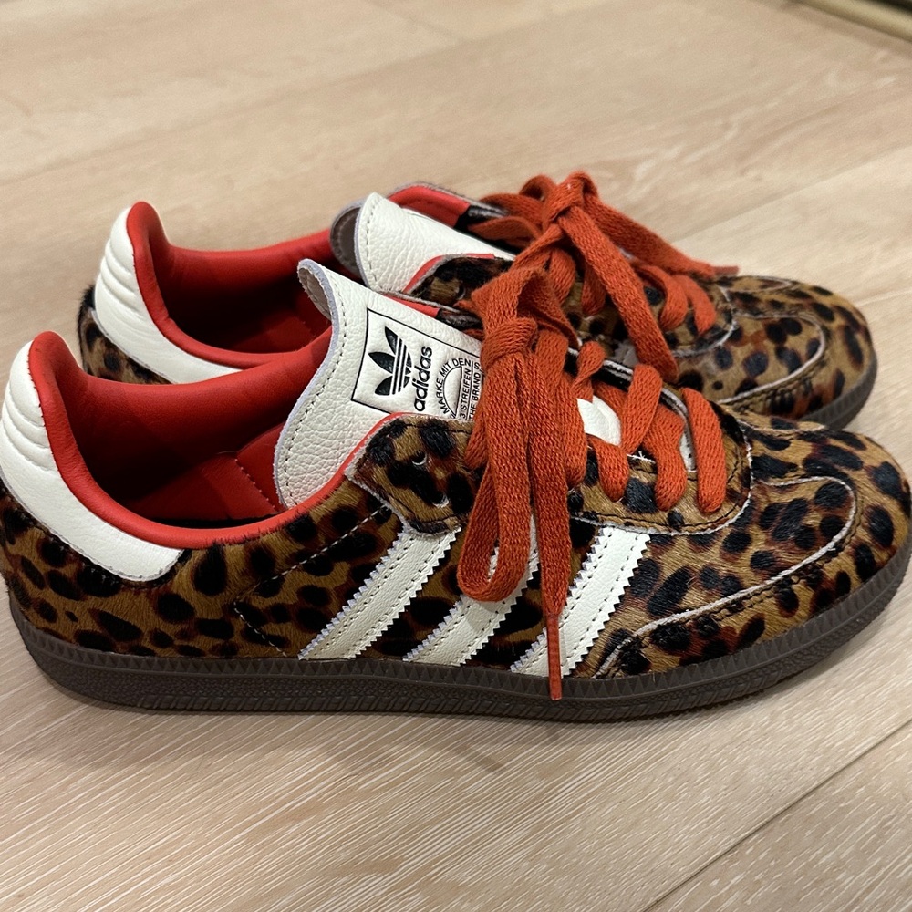 Adidas Samba leopard print. Size 5 1/2 women’s. EUC $50